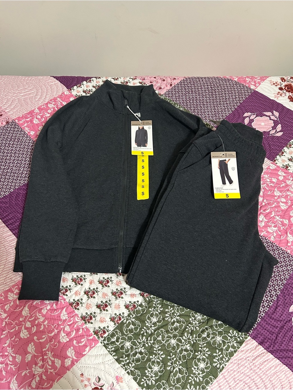 Costco Mondetta Charcoal Gray Zip-Up Jacket and pant set